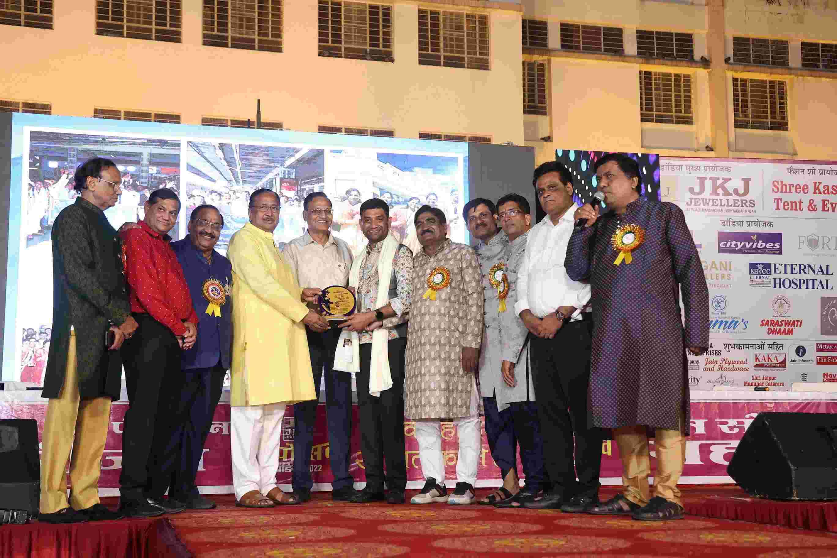 Saurabh Best Story Teller Awarded as JSG Mahanagar Gaurav  