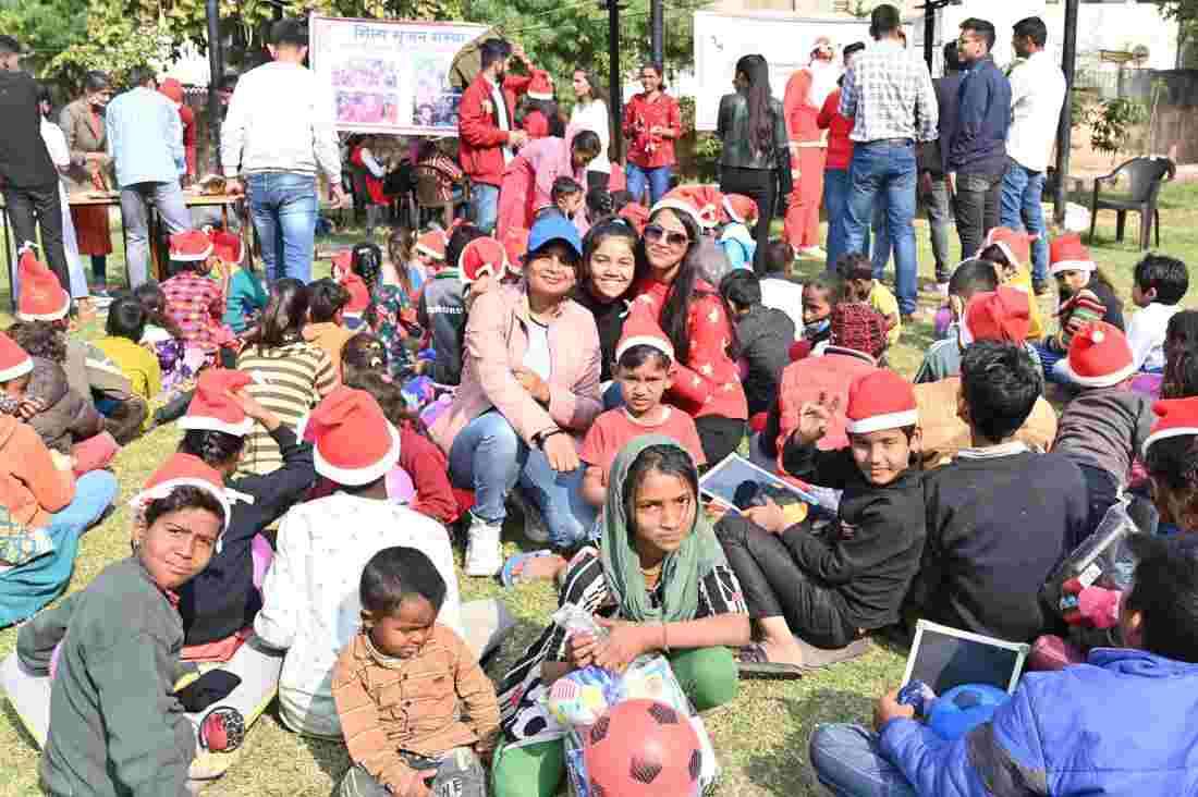  Pragya Institute CSR-Christmas-2021: Giving Happiness